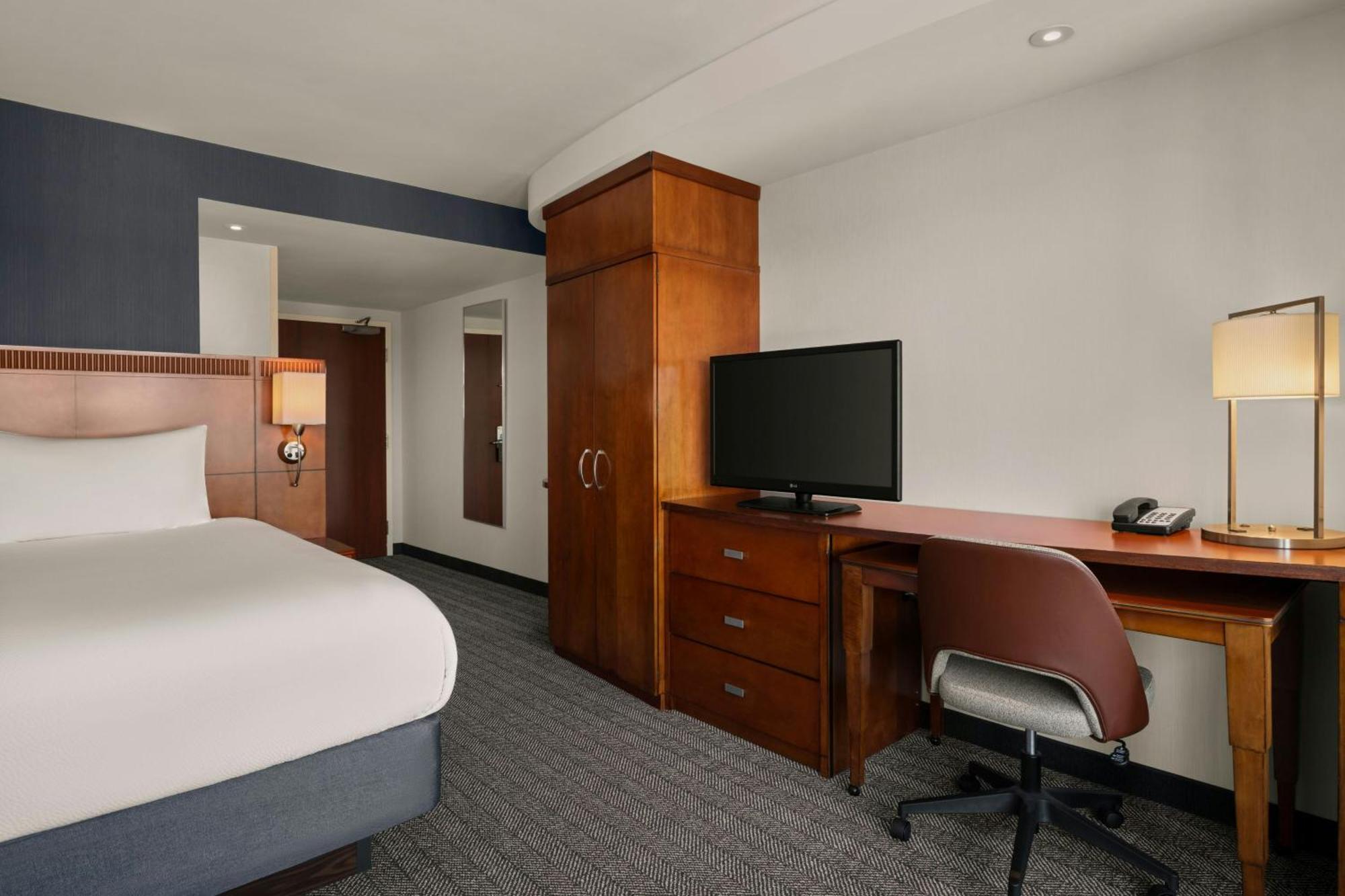 Courtyard By Marriott Halifax Downtown Hotel Buitenkant foto