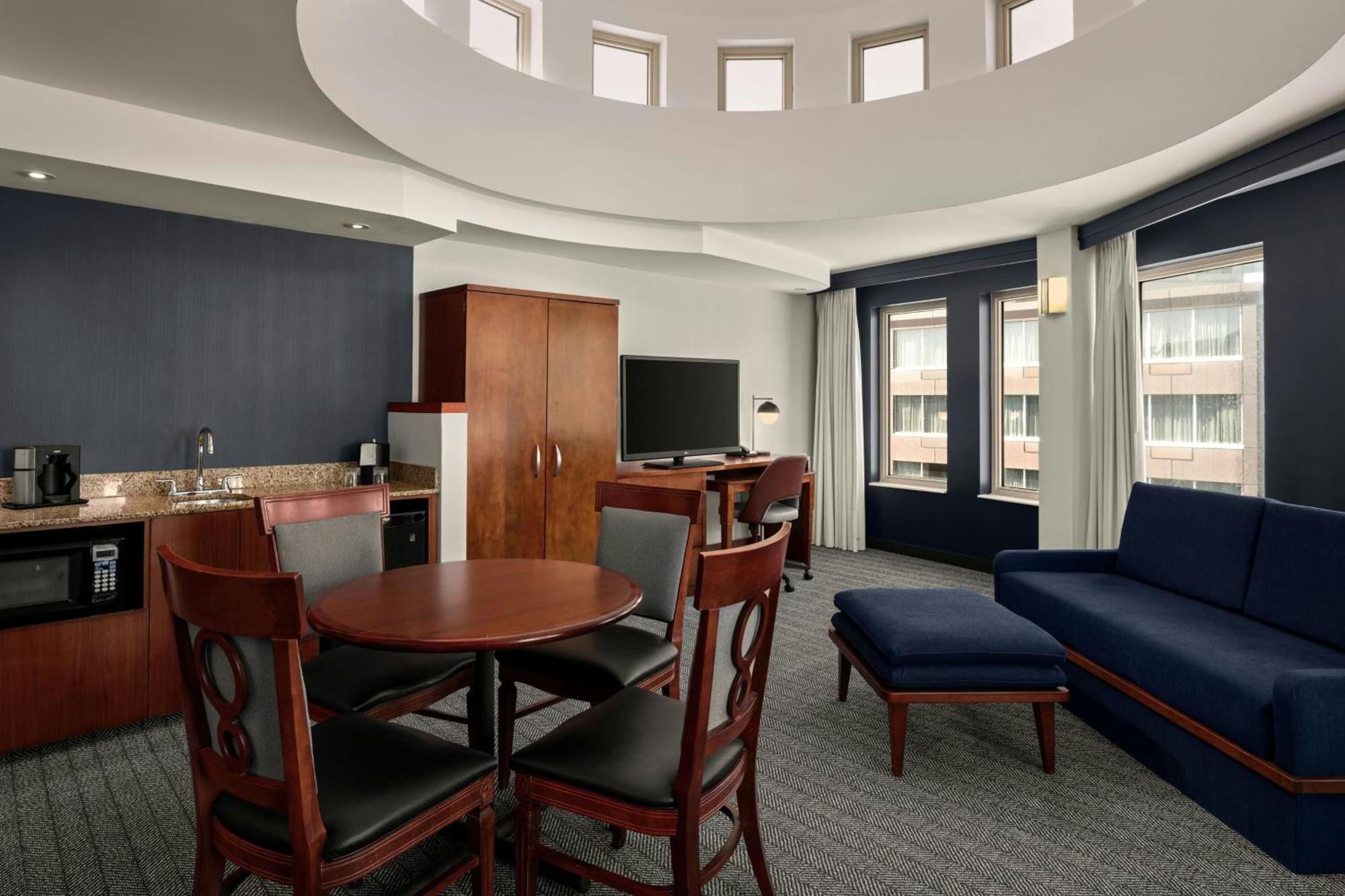Courtyard By Marriott Halifax Downtown Hotel Buitenkant foto