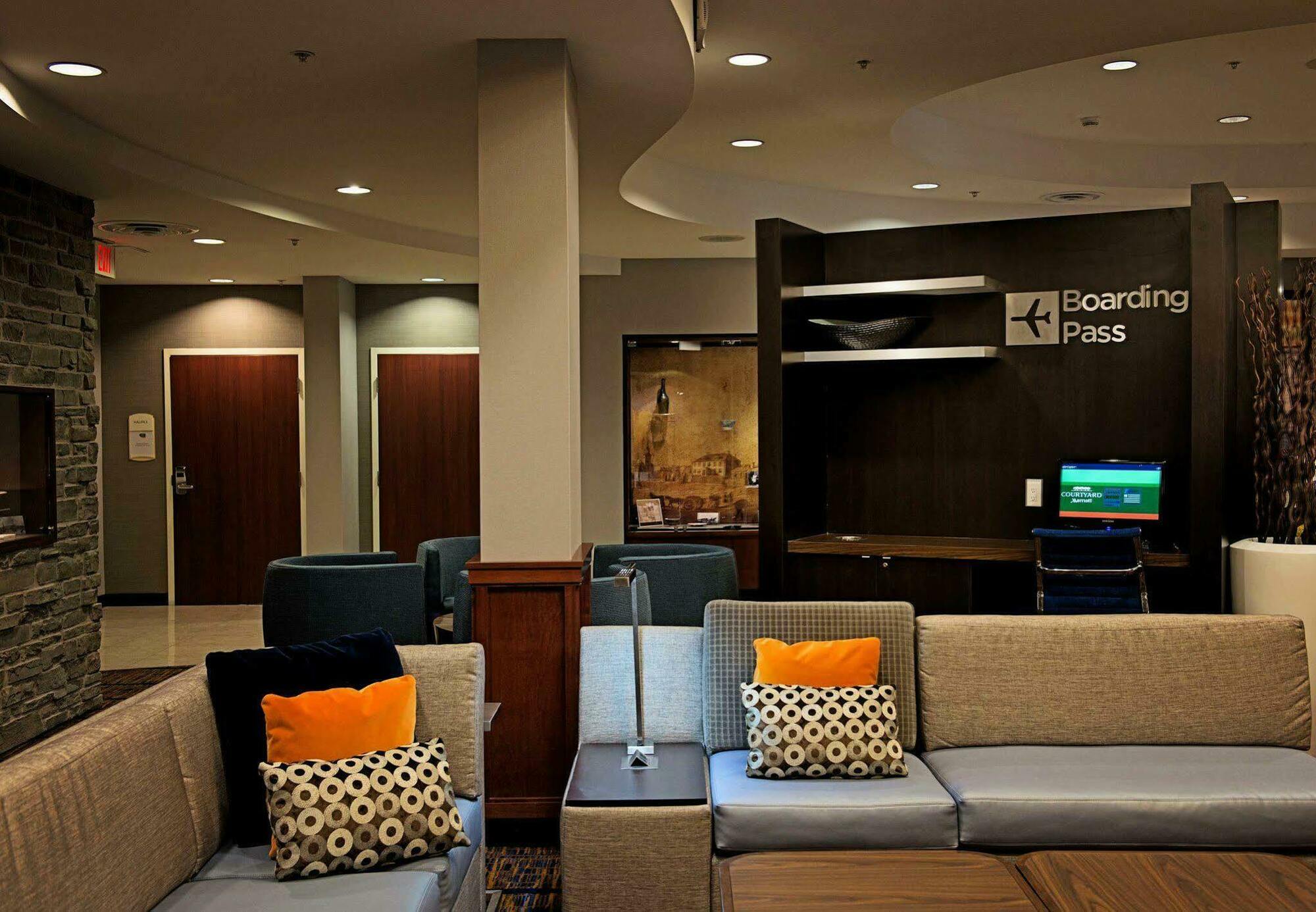 Courtyard By Marriott Halifax Downtown Hotel Buitenkant foto